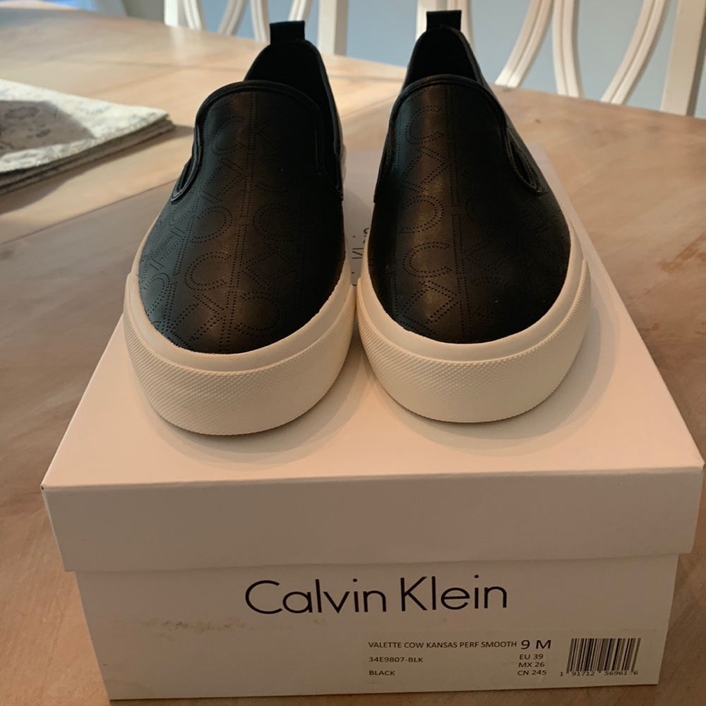 Calvin Klein galette cow Kansas perf smooth slip on sneaker